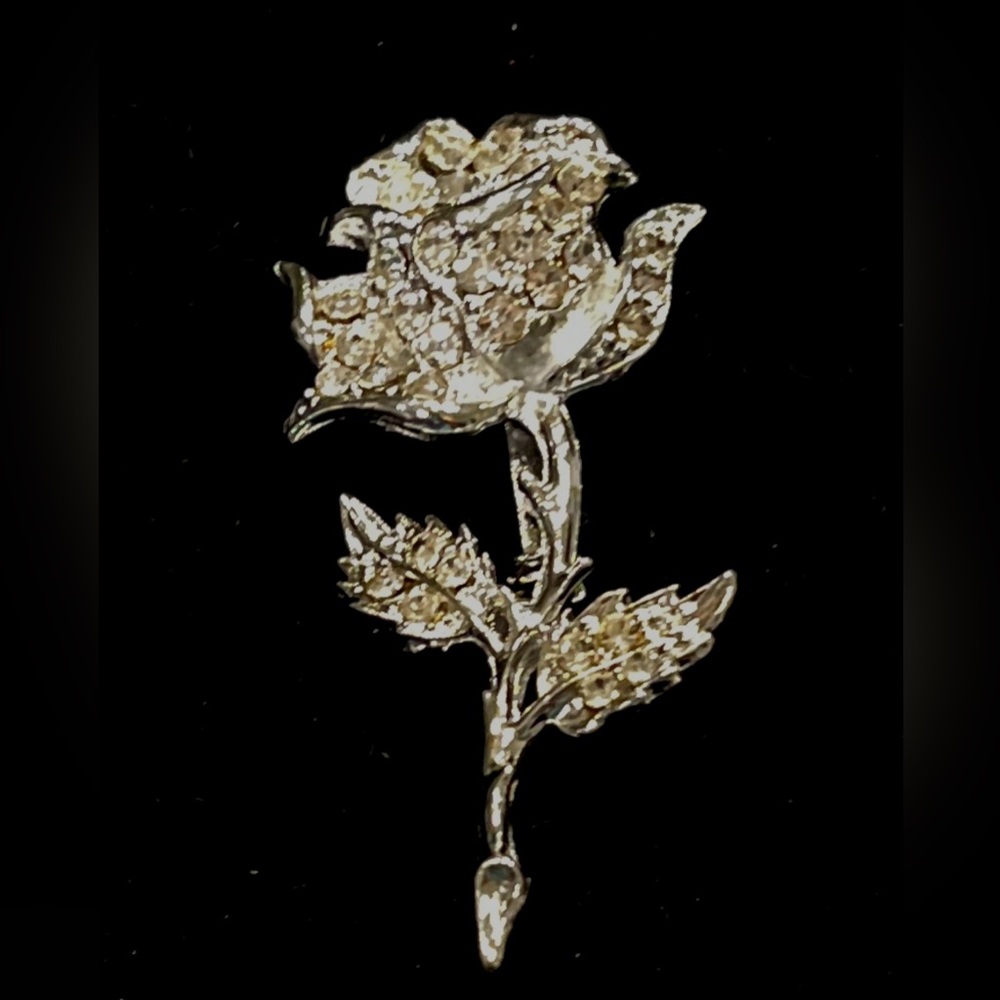 Silver Floral Brooch